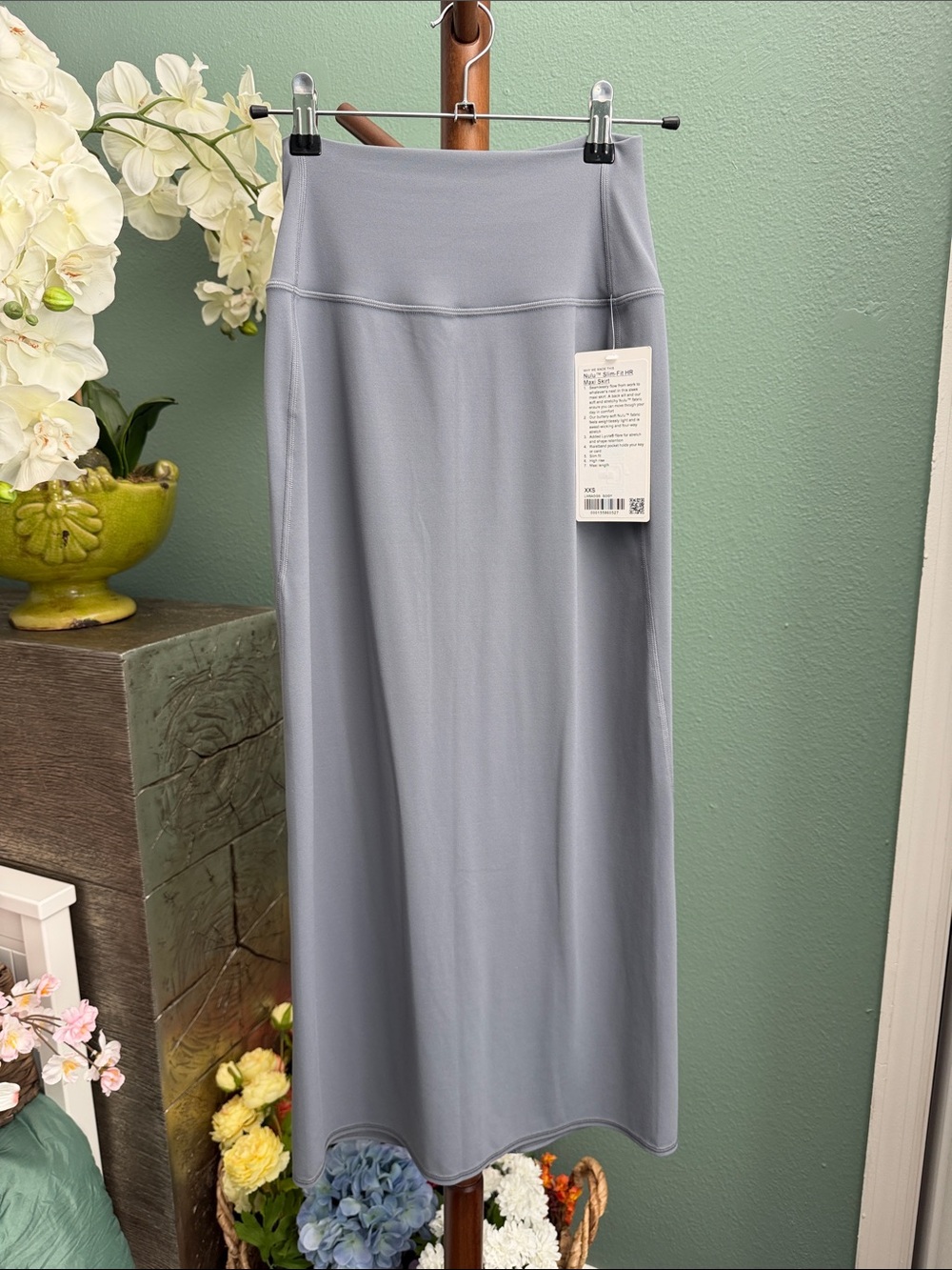 LULULEMON Nulu Slim-Fit High-Rise Maxi Skirt